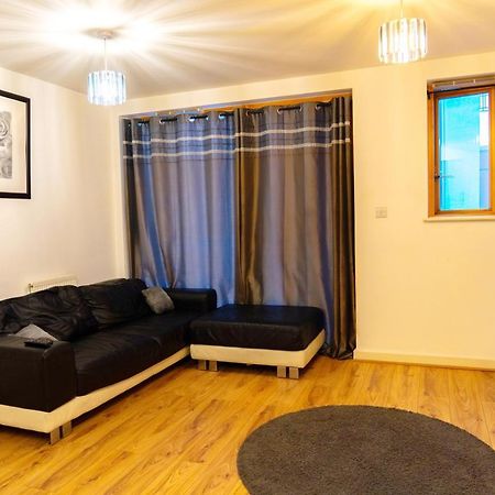 דירות לונדון 1 Bed - Sleeps 2 - 7 Min Walk To Hackney Station מראה חיצוני תמונה