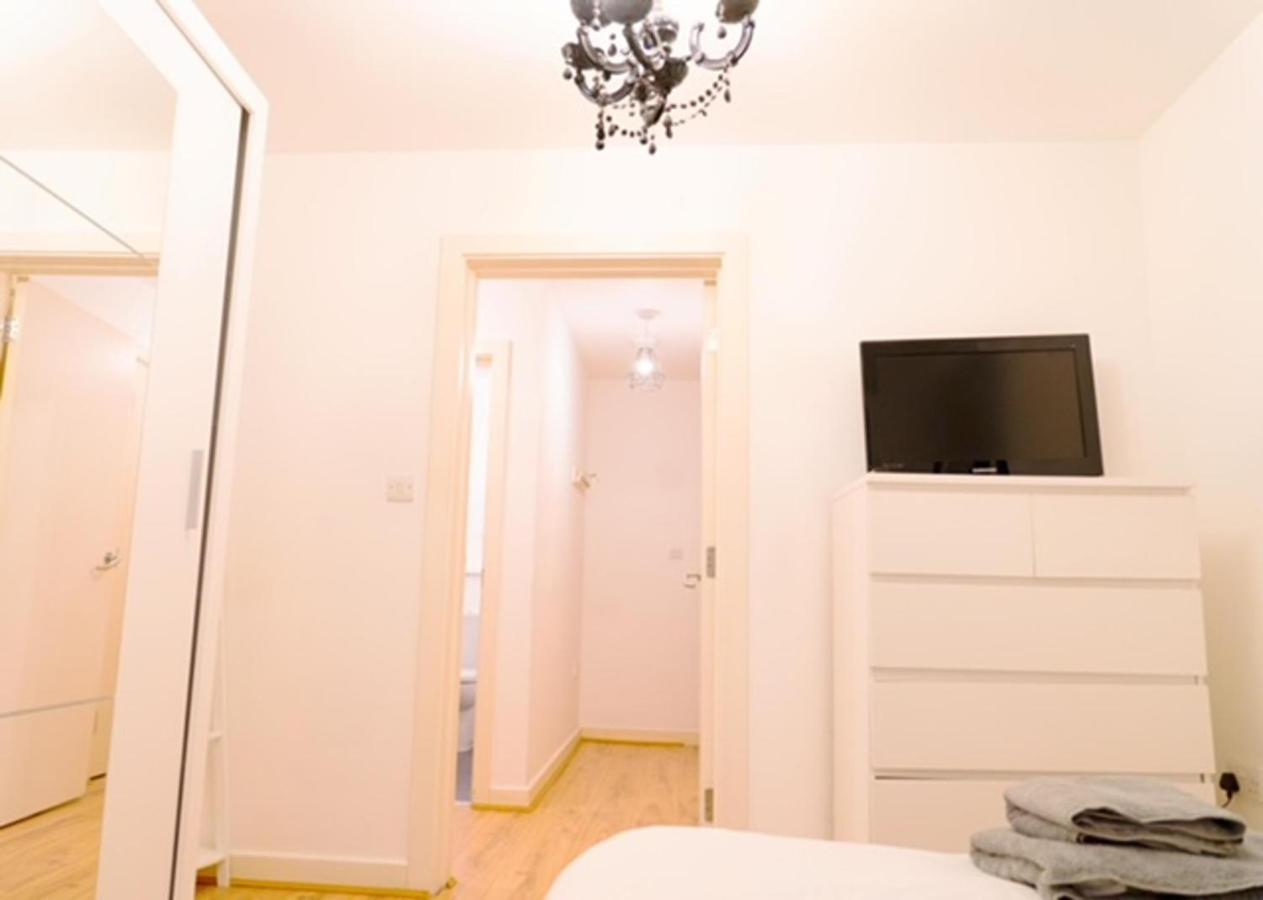 דירות לונדון 1 Bed - Sleeps 2 - 7 Min Walk To Hackney Station מראה חיצוני תמונה